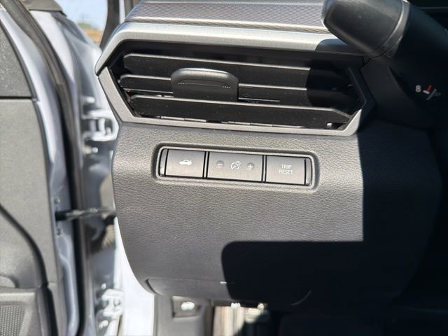 Used 2024 Nissan Altima 2.5 SR image 12