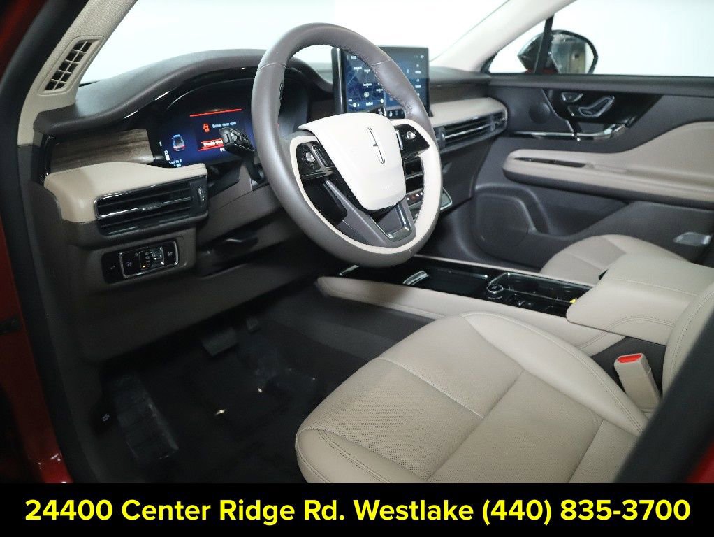 Certified 2024 Lincoln Corsair Reserve AWD/4WD image 17