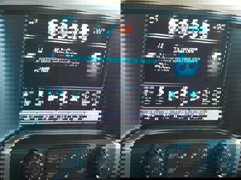 Used 2018 GMC Sierra 1500 SLT image 22