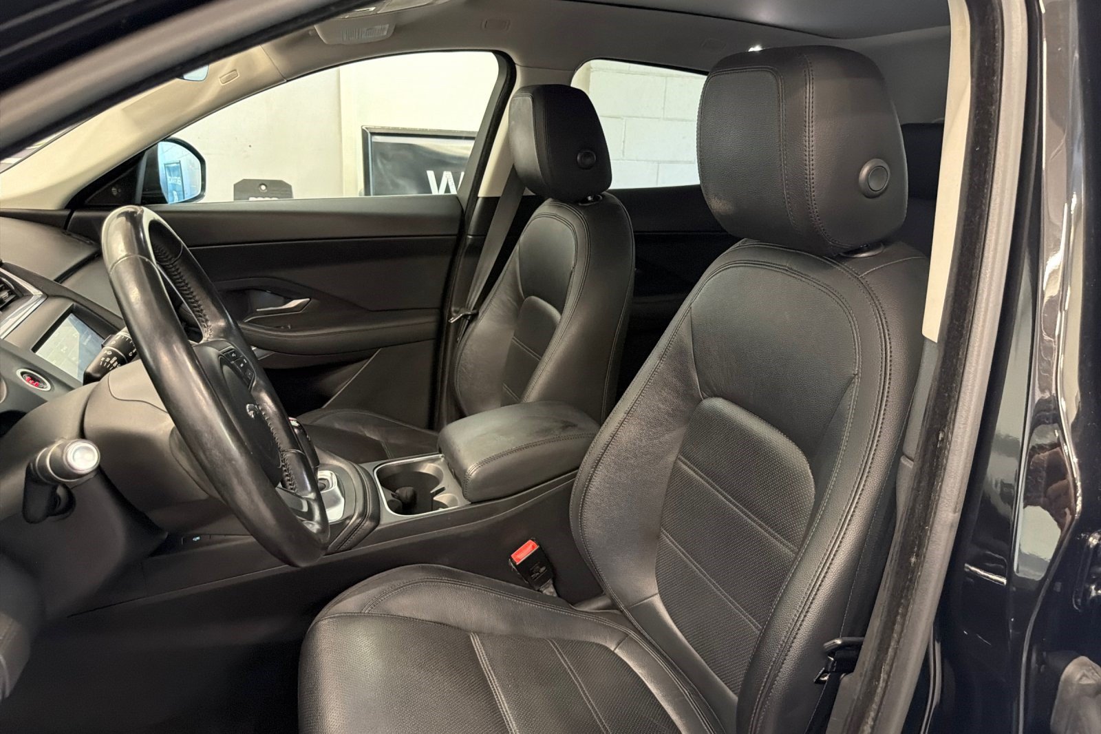 Used 2018 Jaguar E-PACE S AWD/4WD image 5