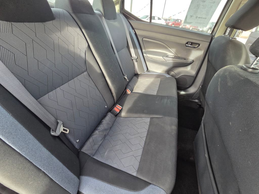 Used 2024 Nissan Versa SV w/ Trunk Package image 27