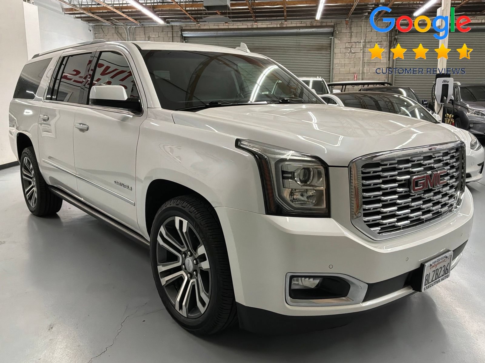 Used 2019 GMC Yukon XL Denali w/ Denali Ultimate Package AWD/4WD image 3