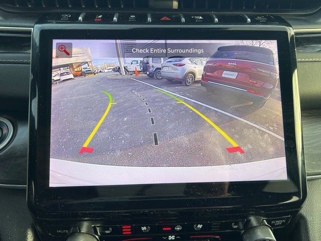 Used 2023 Jeep Grand Cherokee L Overland w/ Rear Seat Video Group I image 16