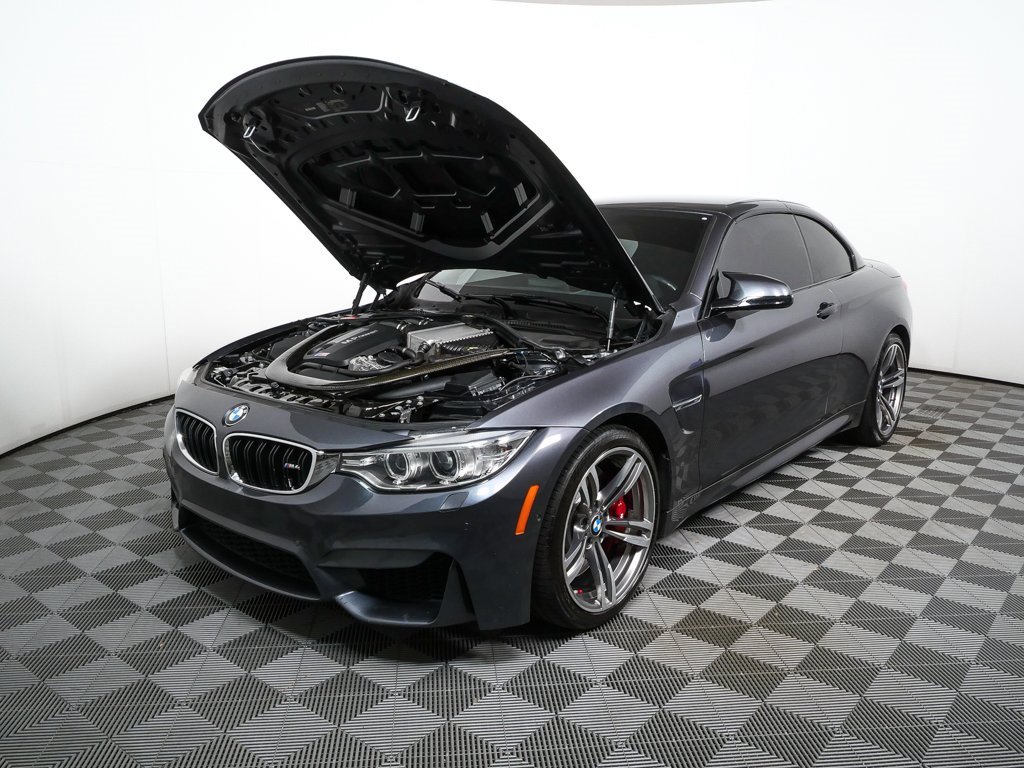 Used 2015 BMW M4 Convertible image 34