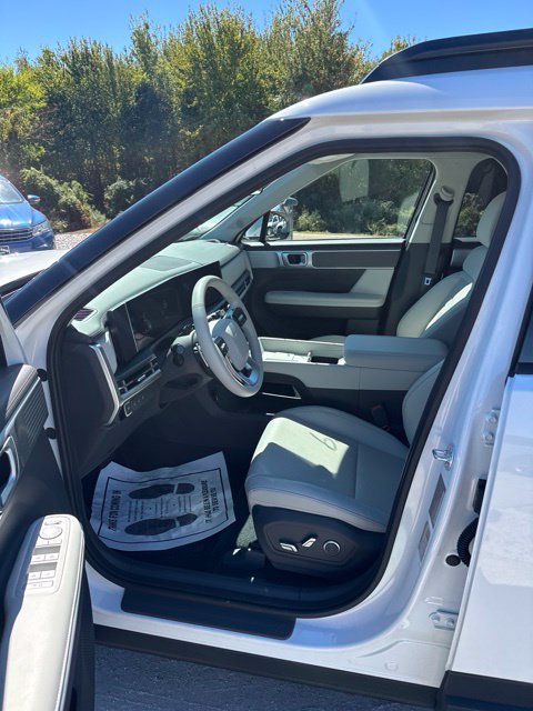 Used 2026 Hyundai Santa Fe SEL FWD image 10