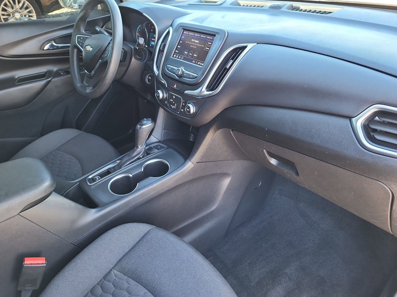 Used 2021 Chevrolet Equinox LT image 29