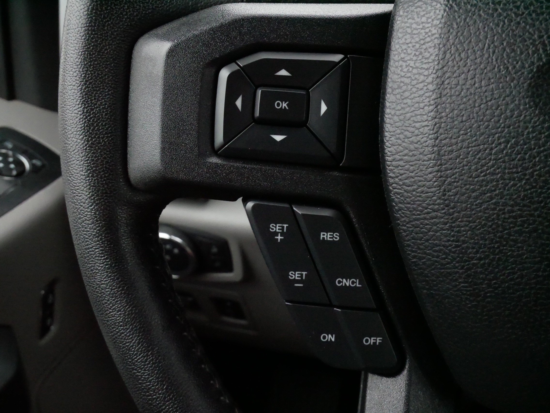 Used 2018 Ford F150 XLT w/ Equipment Group 302A Luxury AWD/4WD image 27