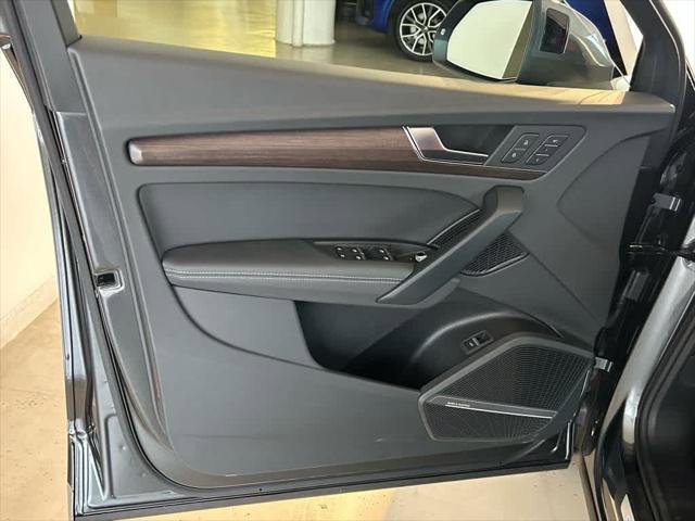 Certified 2025 Audi Q5 2.0T Premium Plus w/ Premium Plus Package image 10