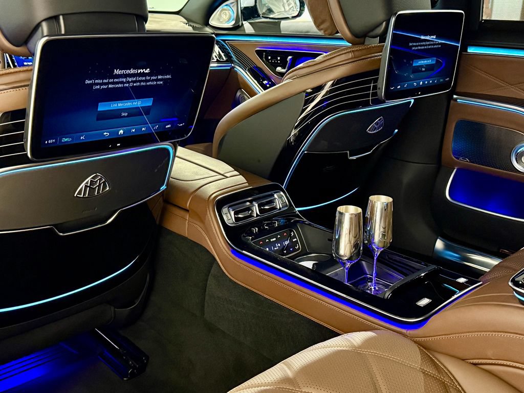 Used 2026 Mercedes-Benz Maybach S 680 4MATIC image 48