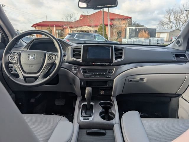 Used 2017 Honda Ridgeline RTL-T image 18