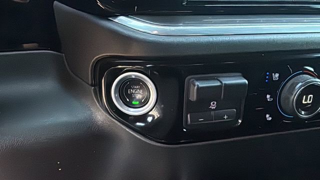 Used 2024 Chevrolet Silverado 2500 High Country w/ High Country Premium Package image 30