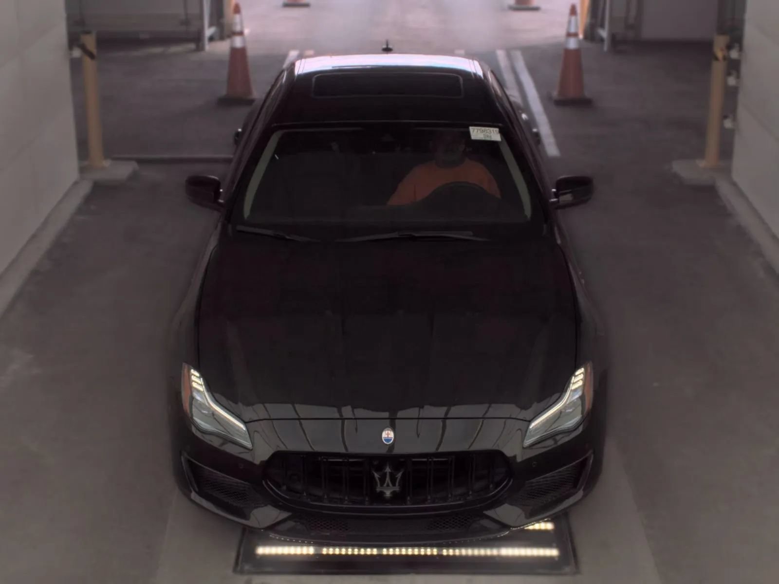 Used 2021 Maserati Quattroporte Trofeo RWD image 7