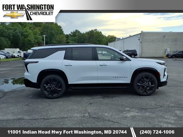 New 2027 Chevrolet Traverse RS FWD image 2