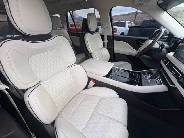 Used 2021 Lincoln Aviator Black Label w/ Dynamic Handling Package image 28