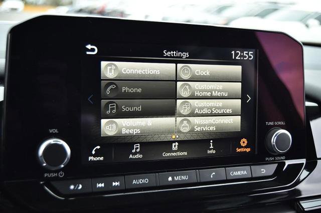 New 2025 Nissan Pathfinder SV image 14