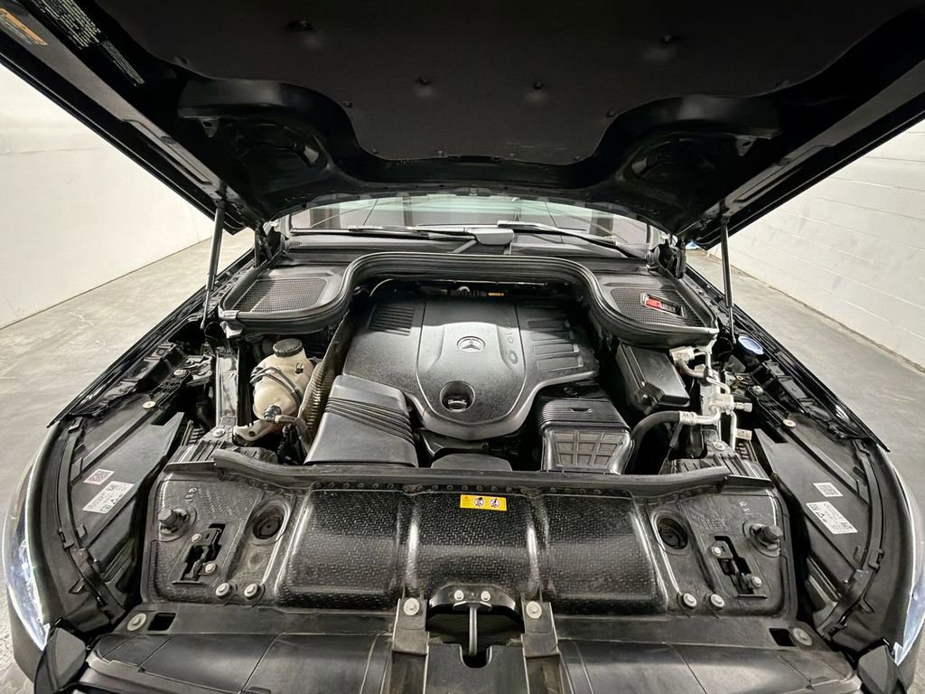 Used 2024 Mercedes-Benz GLS 450 4MATIC image 31