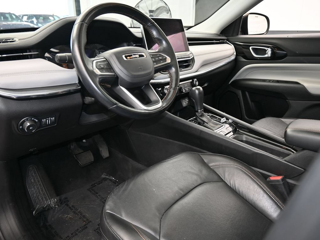 Used 2022 Jeep Compass Limited w/ Sun and Sound Group AWD/4WD image 13