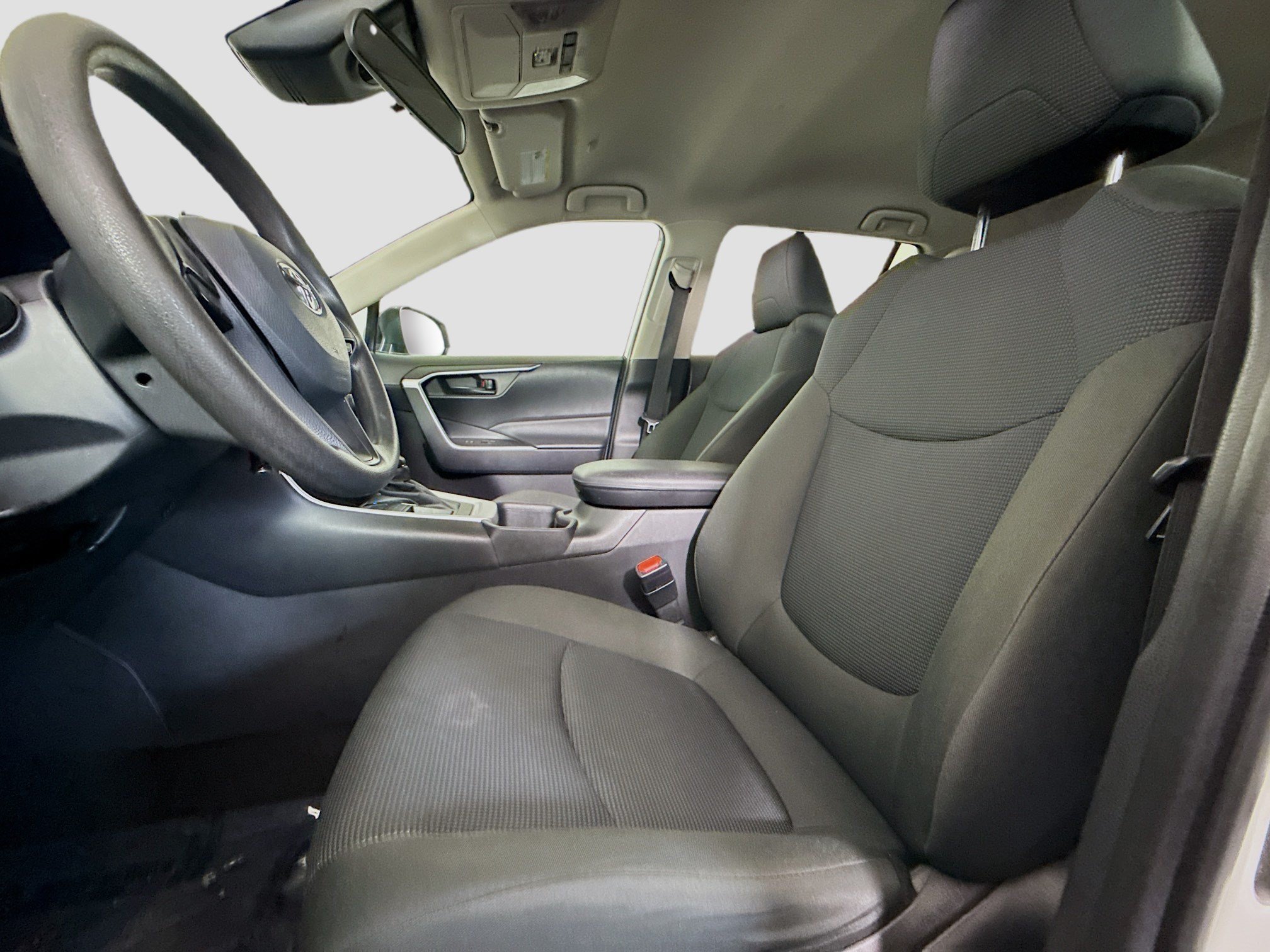 Used 2024 Toyota RAV4 LE FWD image 21