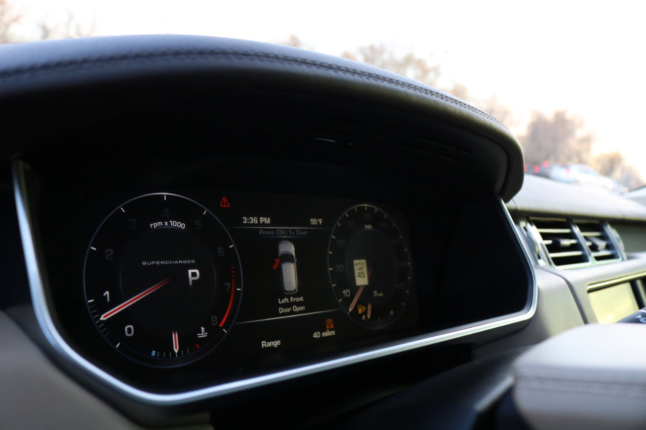 Used 2016 Land Rover Range Rover Supercharged image 25