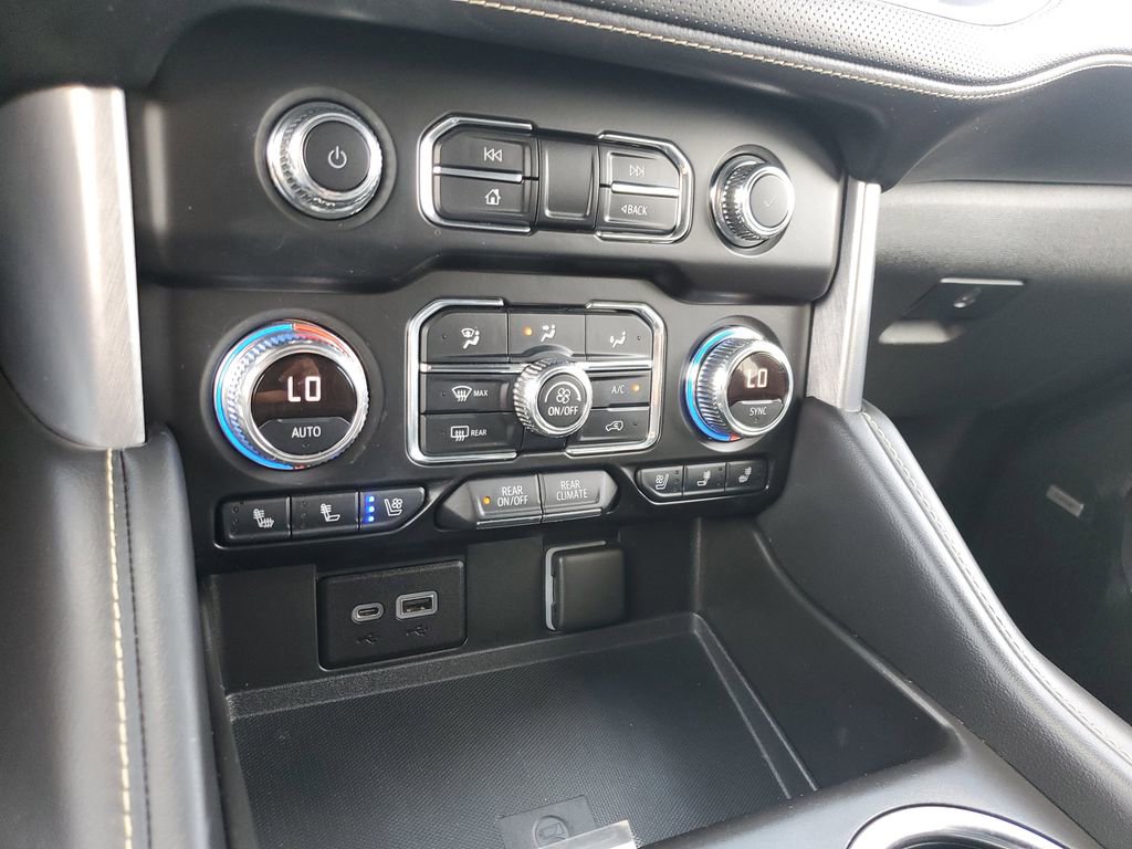Used 2022 GMC Yukon SLT image 14