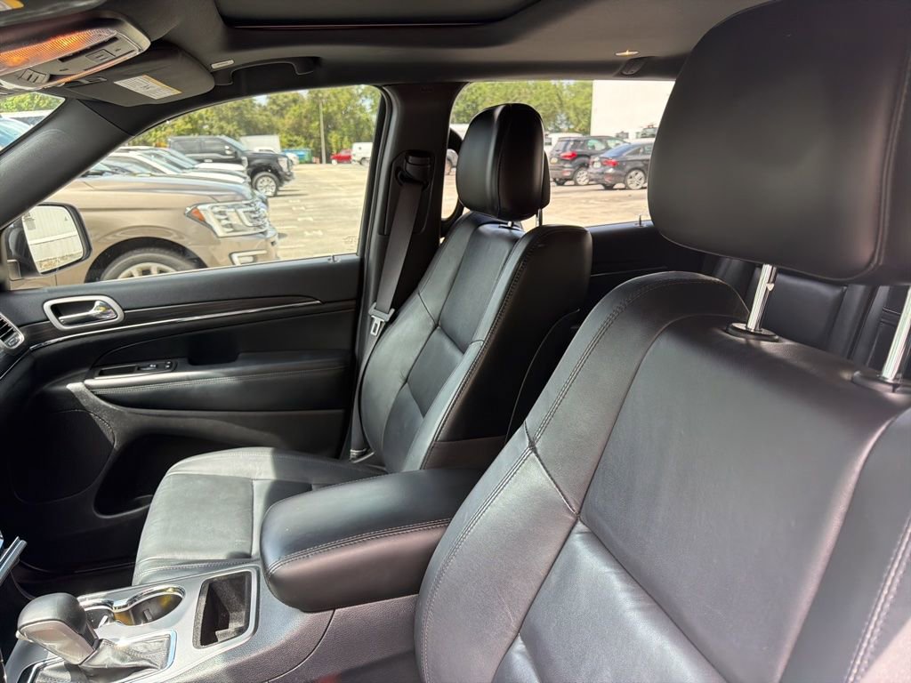 Used 2020 Jeep Grand Cherokee Limited RWD image 10