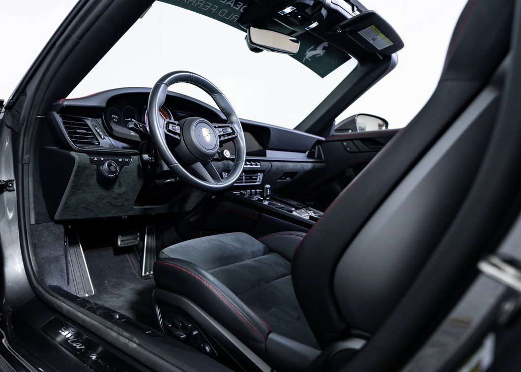 Used 2023 Porsche 911 Targa 4 GTS image 20