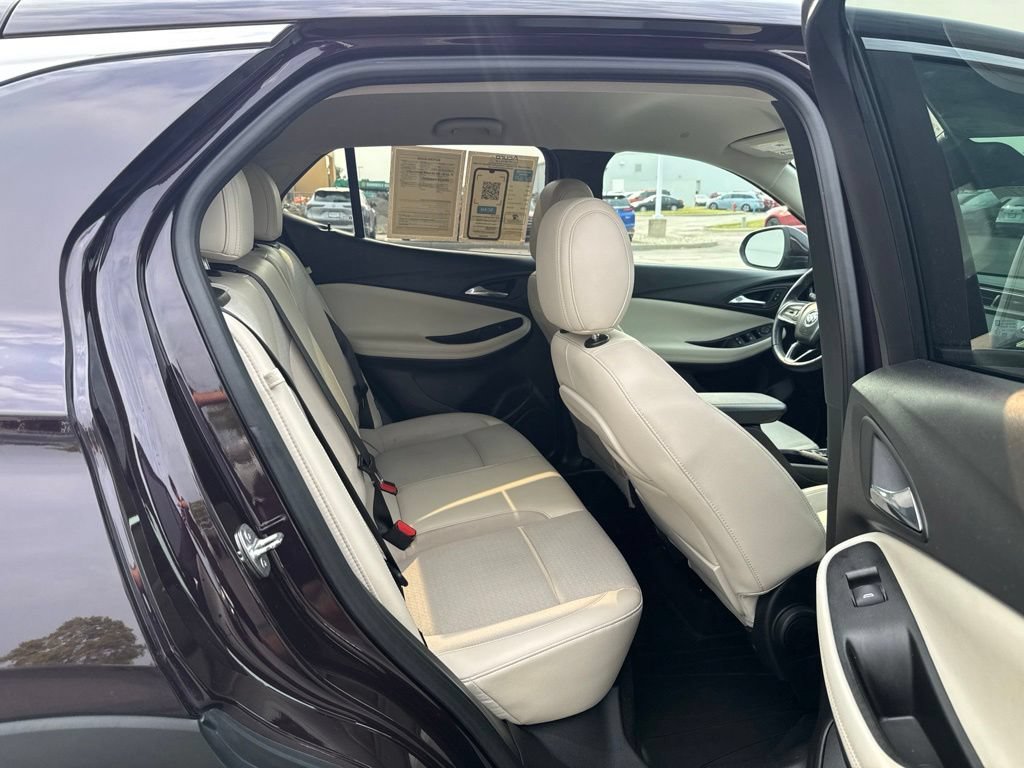 Used 2021 Buick Encore GX Preferred w/ Cold Weather Comfort Package FWD image 34