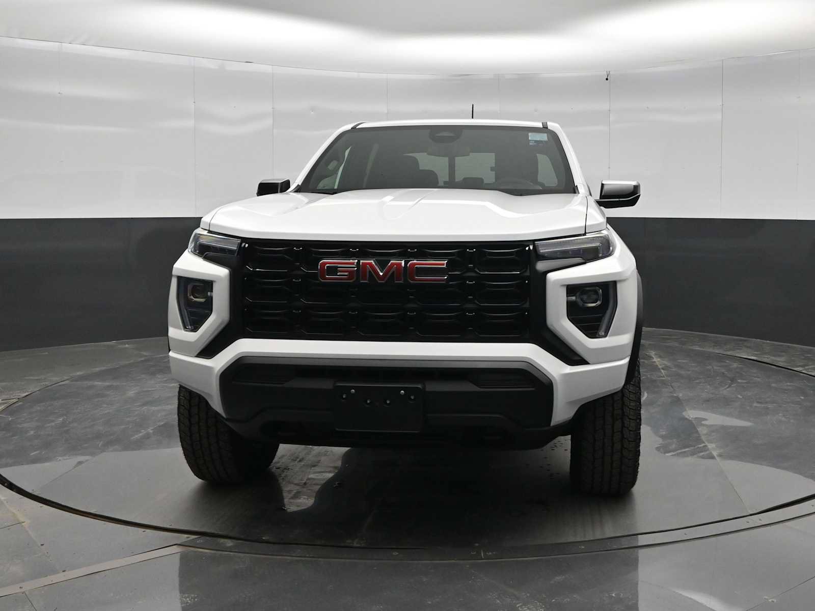 New 2026 GMC Canyon Elevation AWD/4WD image 3