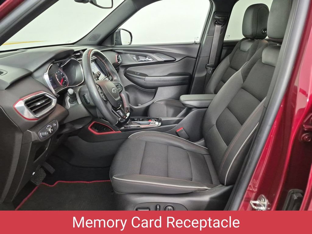 Certified 2022 Chevrolet TrailBlazer RS w/ Sun and Liftgate Package FWD image 16