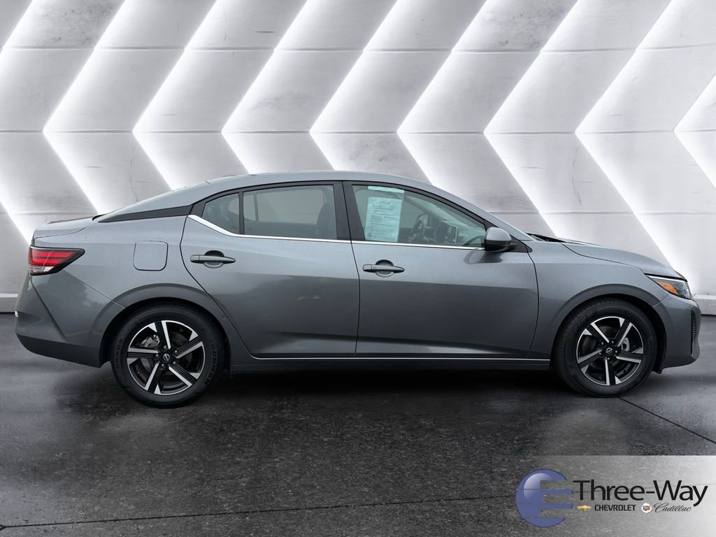 Used 2024 Nissan Sentra SV image 6
