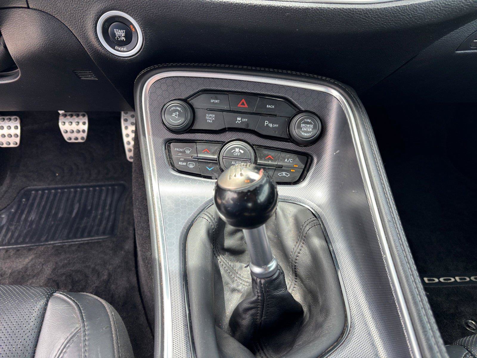 Used 2015 Dodge Challenger R/T Plus RWD image 12