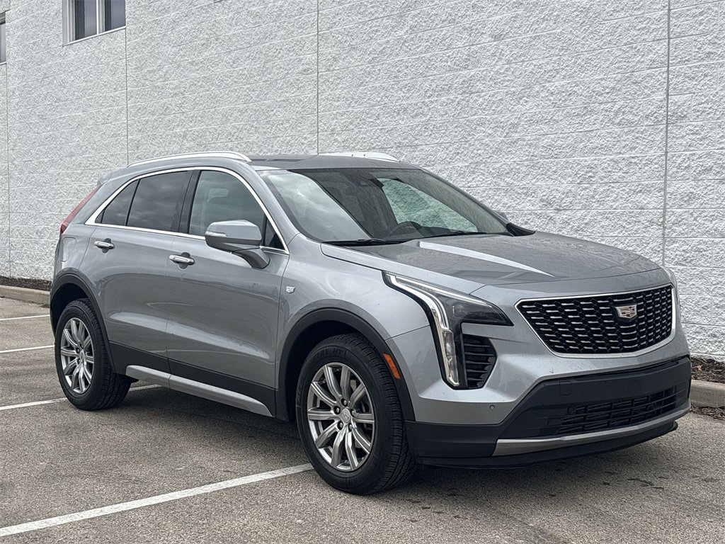 Used 2023 Cadillac XT4 Premium Luxury image 14