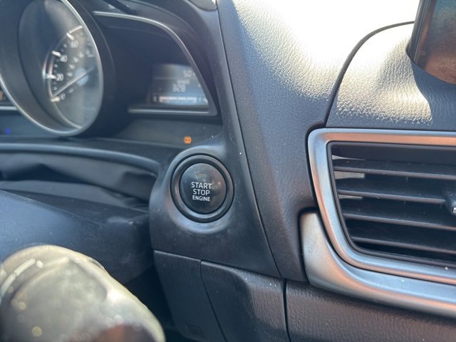 Used 2018 MAZDA MAZDA3 Sport w/ Preferred Equipment Package image 15