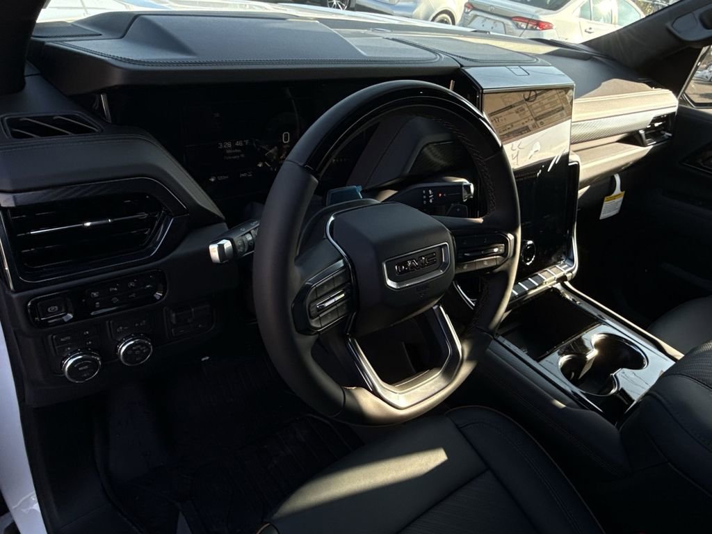 New 2026 GMC Yukon AT4 image 16