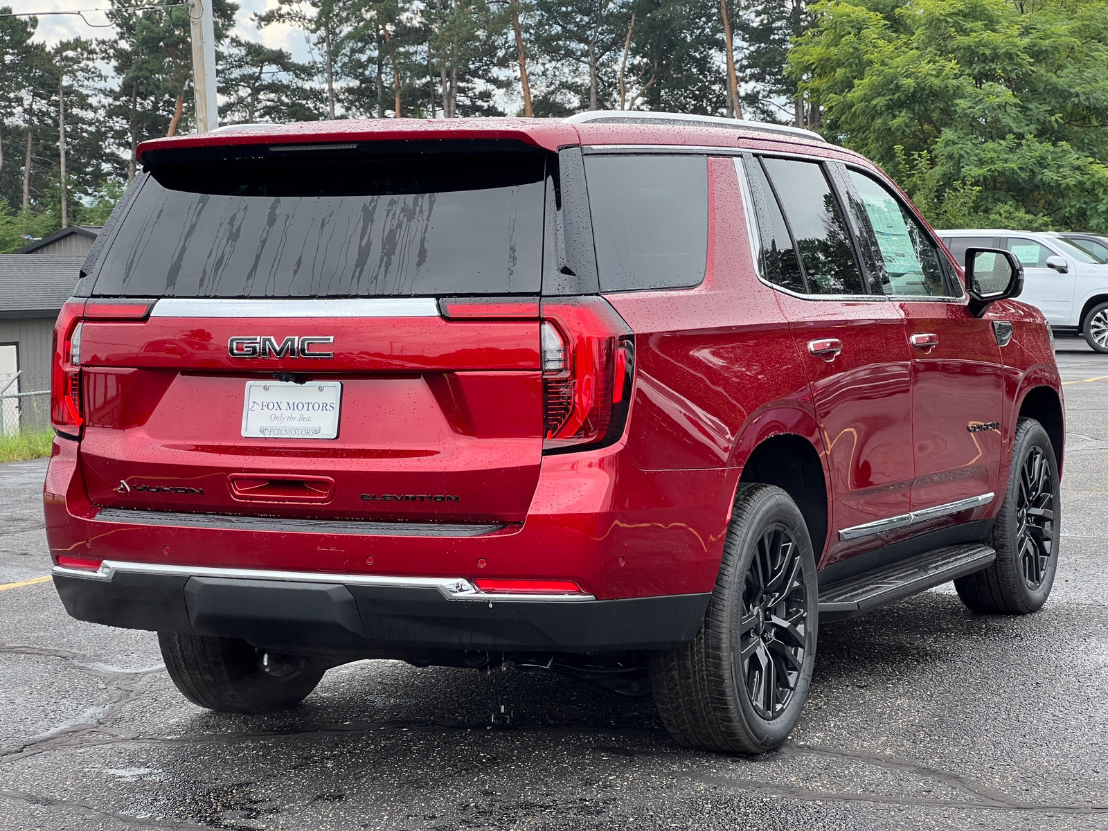 New 2026 GMC Yukon Elevation w/ LPO, Elevation Black Package AWD/4WD image 10