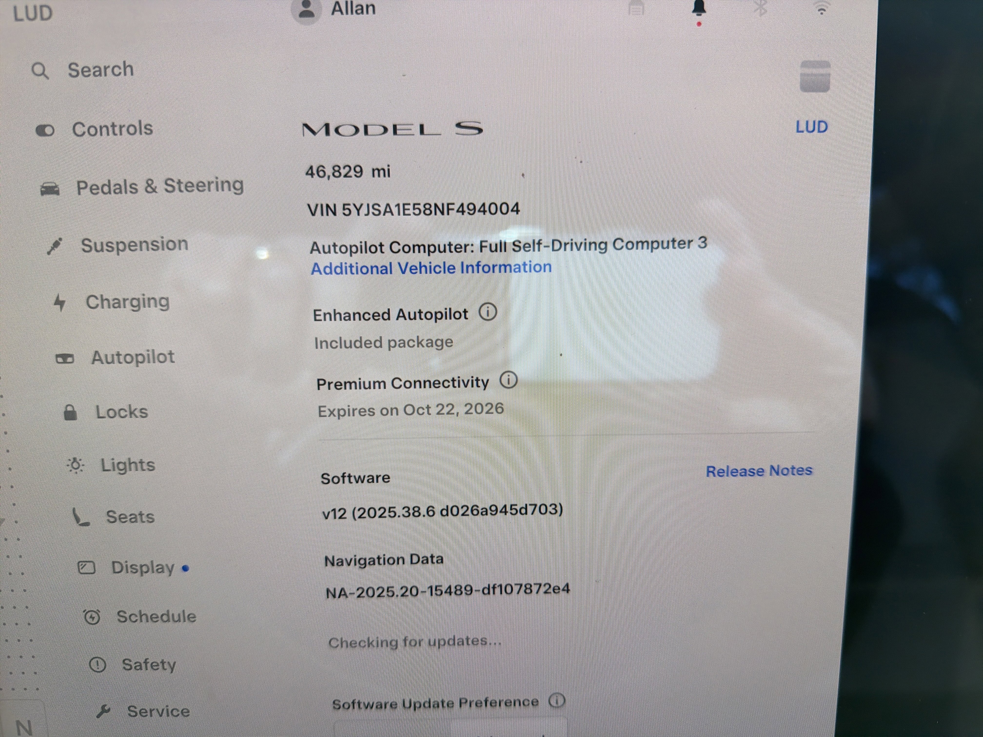 Used 2022 Tesla Model S image 34