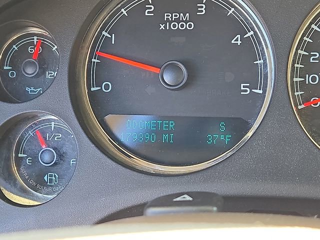 Used 2011 Chevrolet Silverado 2500 LTZ w/ Snow Plow Prep Package image 23