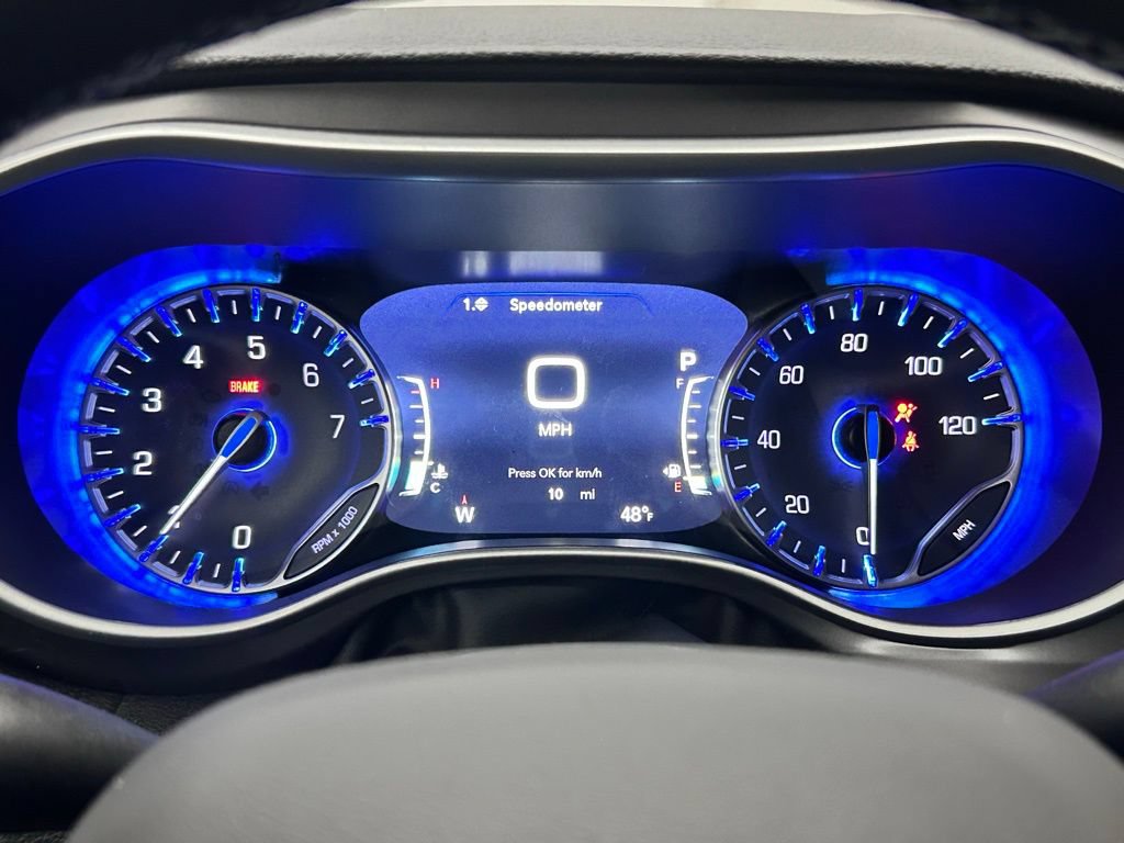 New 2026 Chrysler Pacifica Select AWD/4WD image 21