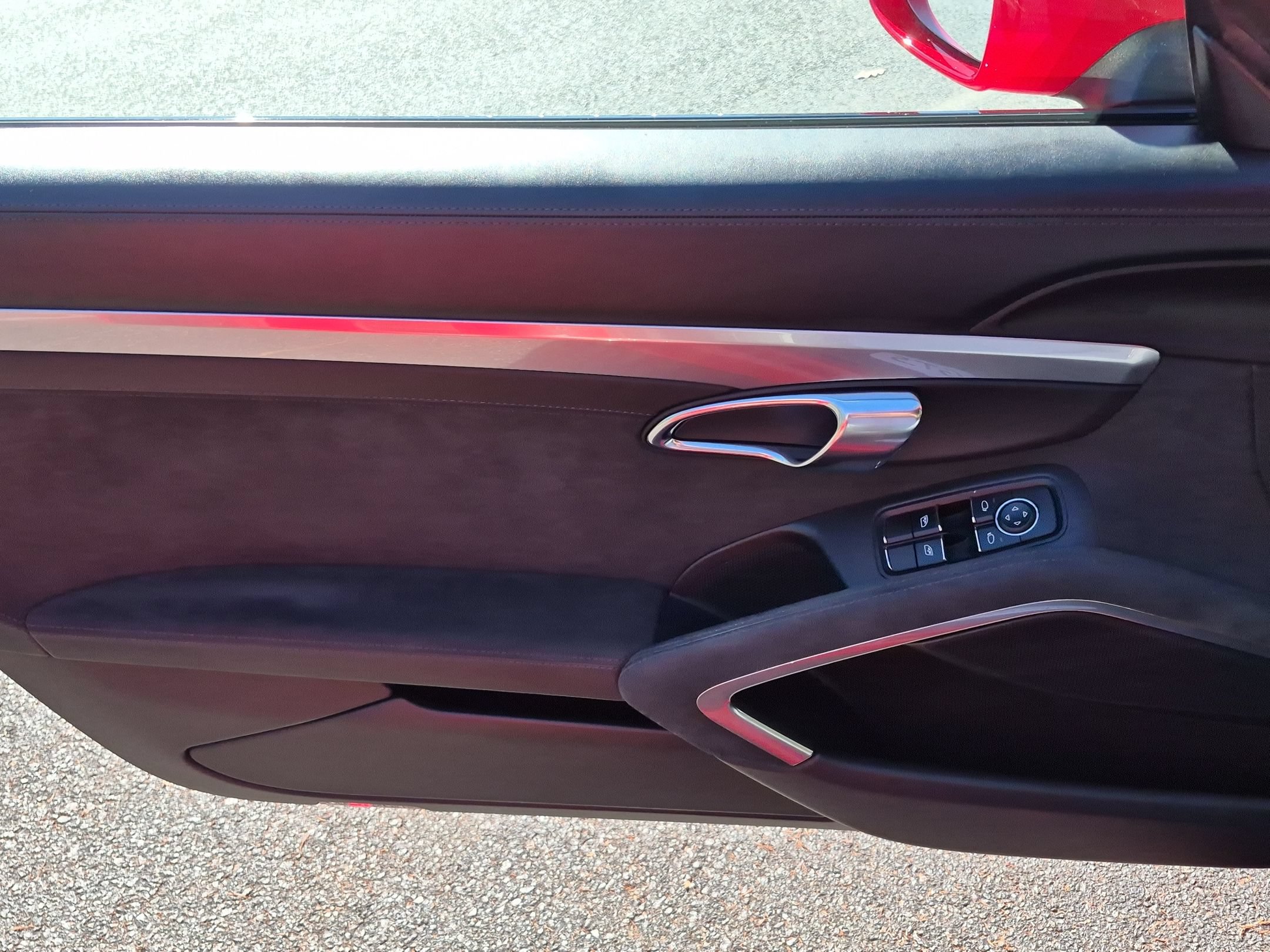 Certified 2015 Porsche Cayman GTS RWD image 17