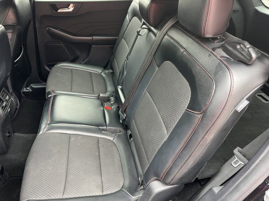 Used 2024 Ford Escape ST-Line image 18