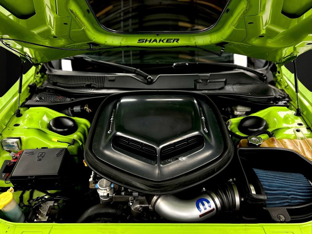 Used 2015 Dodge Challenger R/T Plus RWD image 42