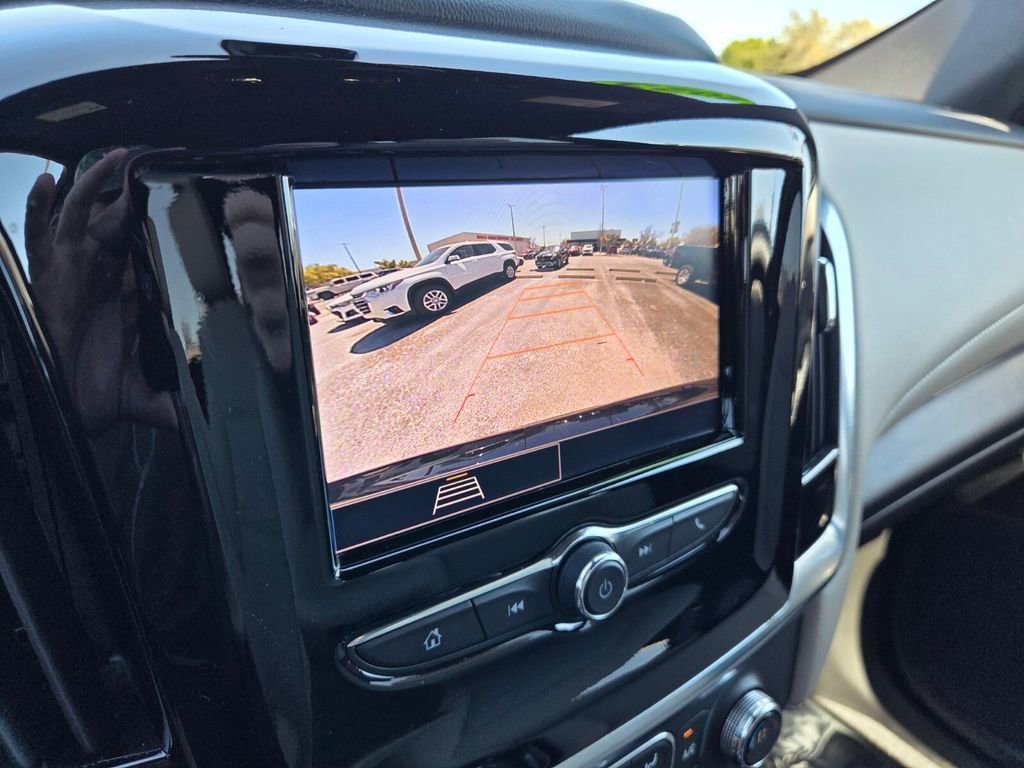 Certified 2023 Chevrolet Traverse LS w/ Midnight/Sport Edition image 30