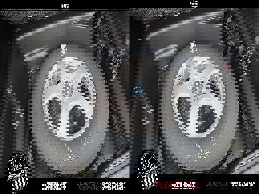 New 2026 Jeep Grand Cherokee Altitude image 20