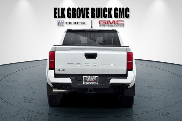 Used 2025 Toyota Tacoma SR5 image 5