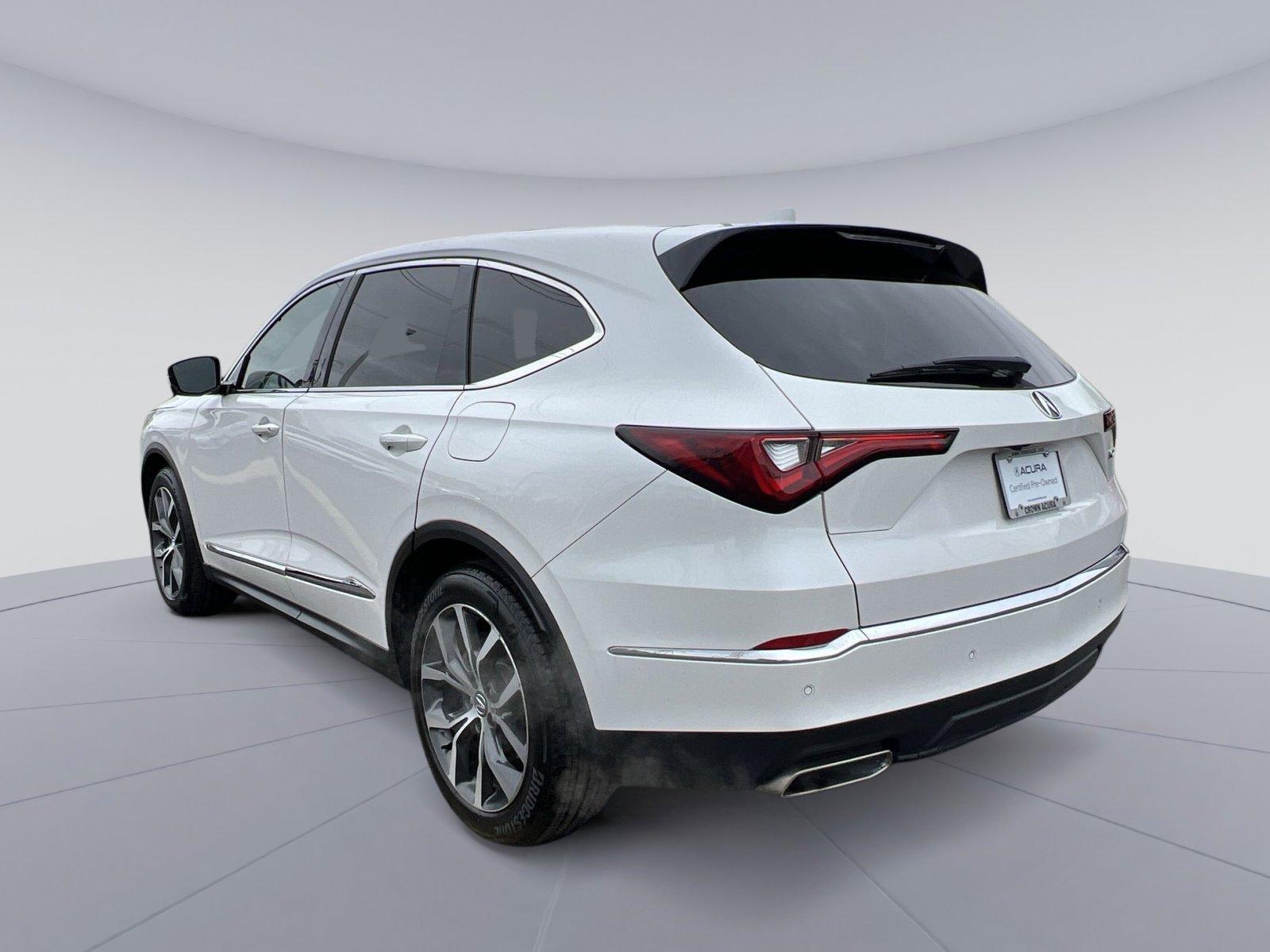 Certified 2024 Acura MDX FWD w/ Technology Package image 3