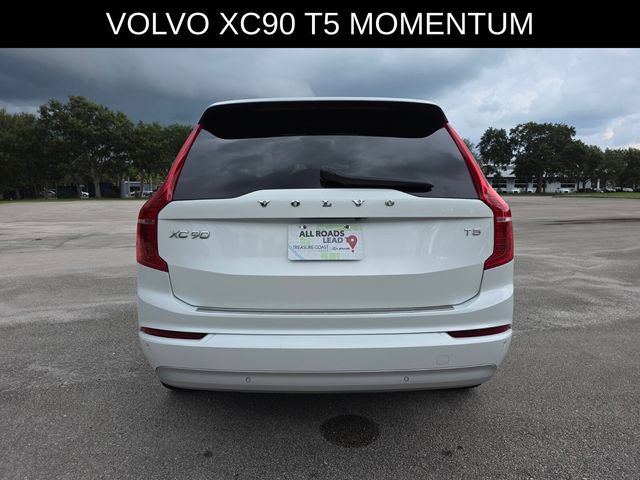 Used 2022 Volvo XC90 T5 Momentum w/ Protection Package Premier FWD image 4