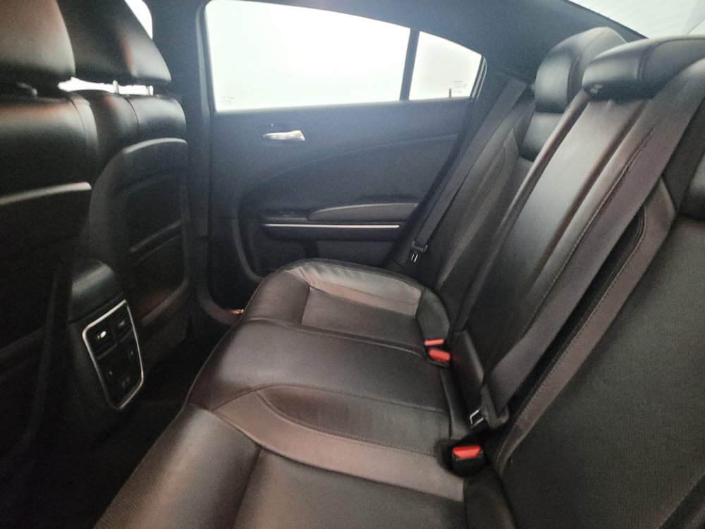 Used 2021 Dodge Charger SXT w/ Leather Interior Group image 18