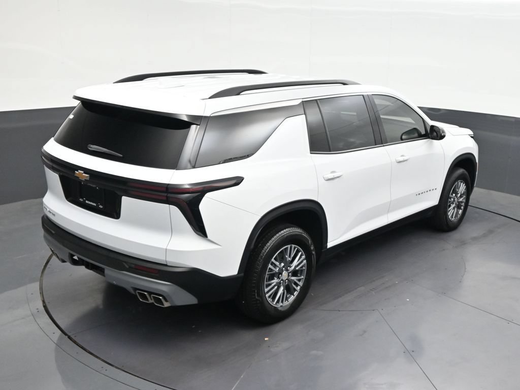 Used 2025 Chevrolet Traverse LT FWD image 21