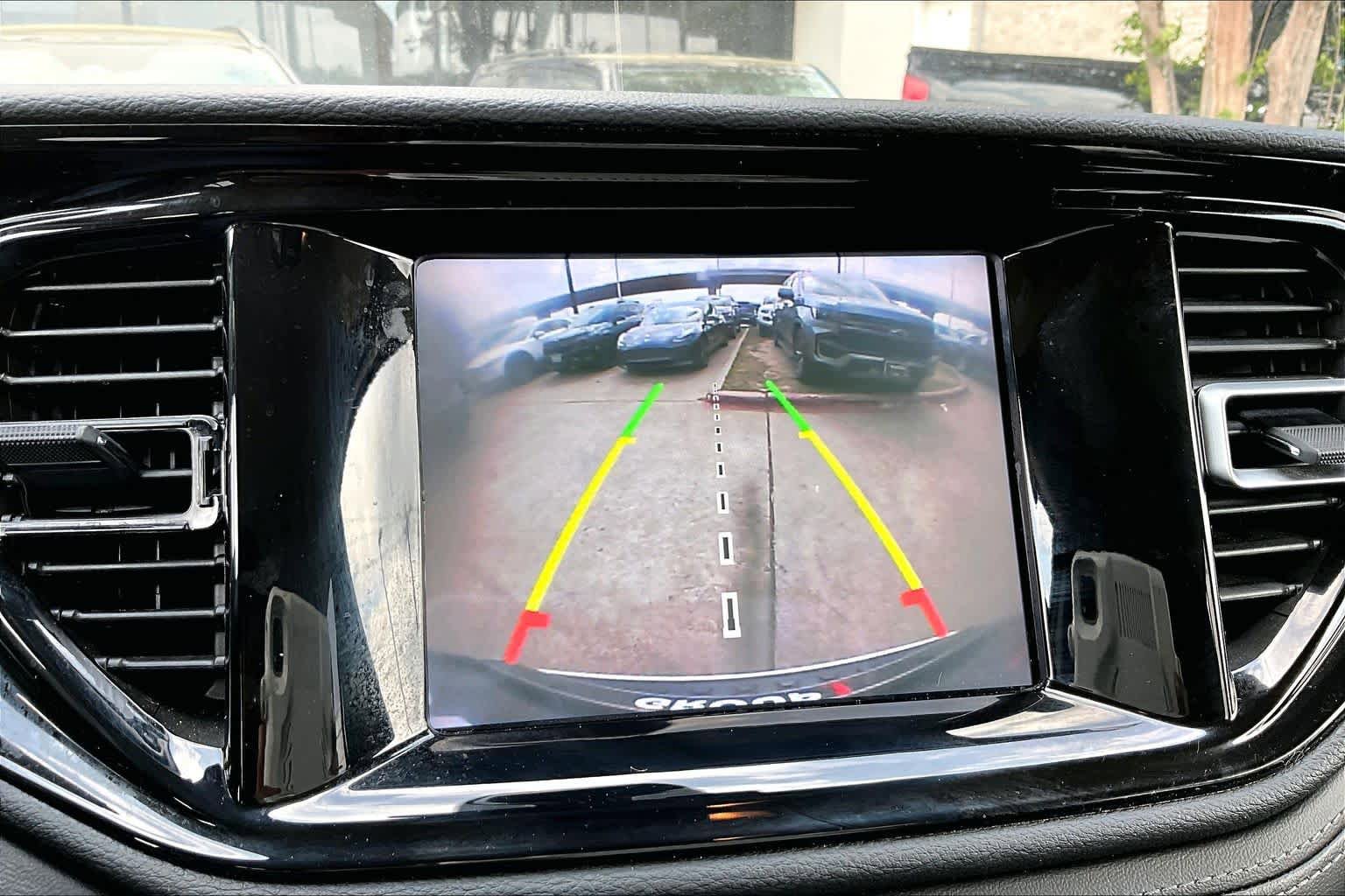 Used 2022 Dodge Durango SXT image 28