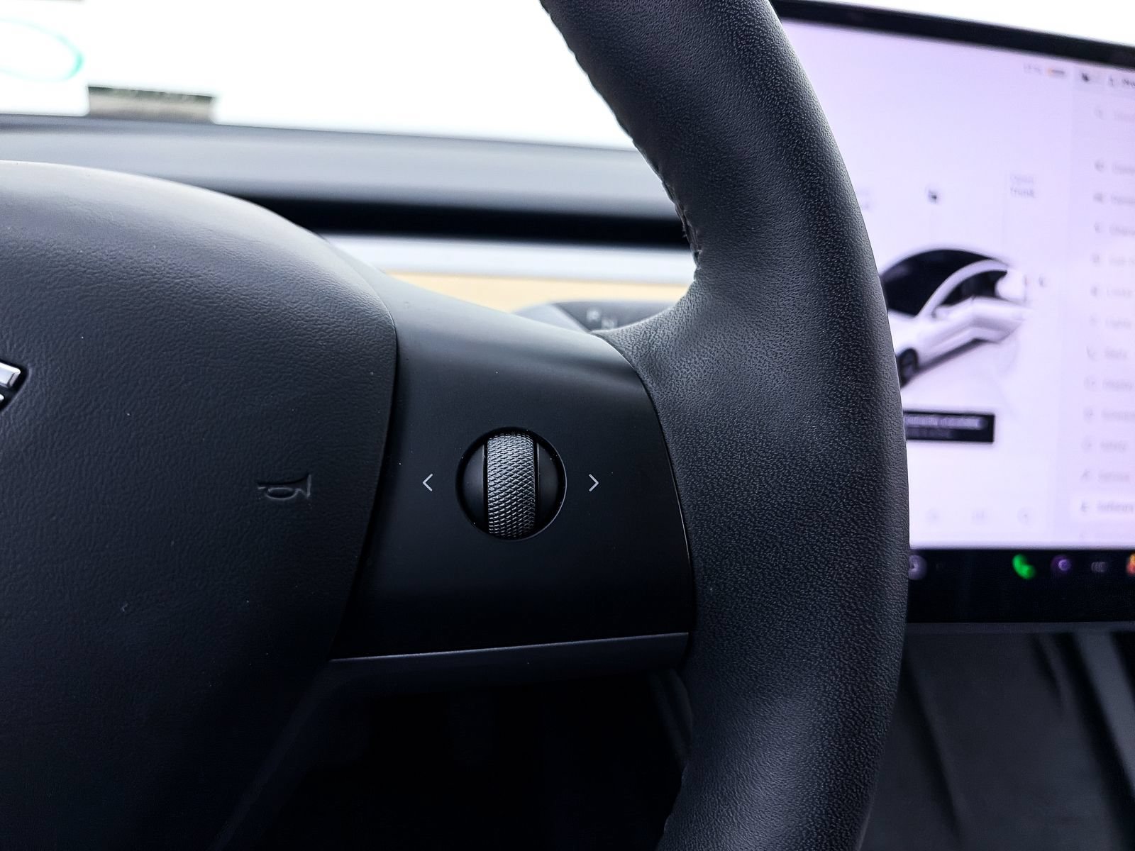 Used 2023 Tesla Model 3 Standard Range RWD image 39